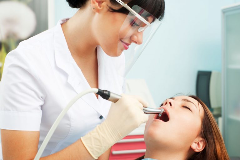 Finding A Dental Clinic Near Evanston