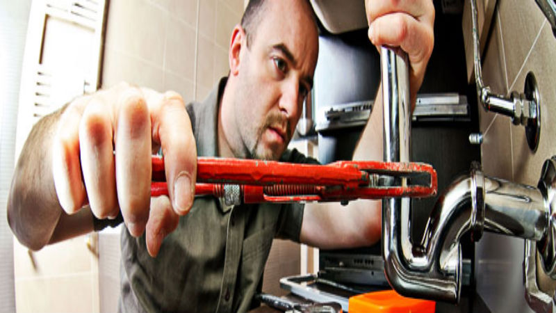 Expert Plumbing in Lubbock Can Help Keep a Home Dry