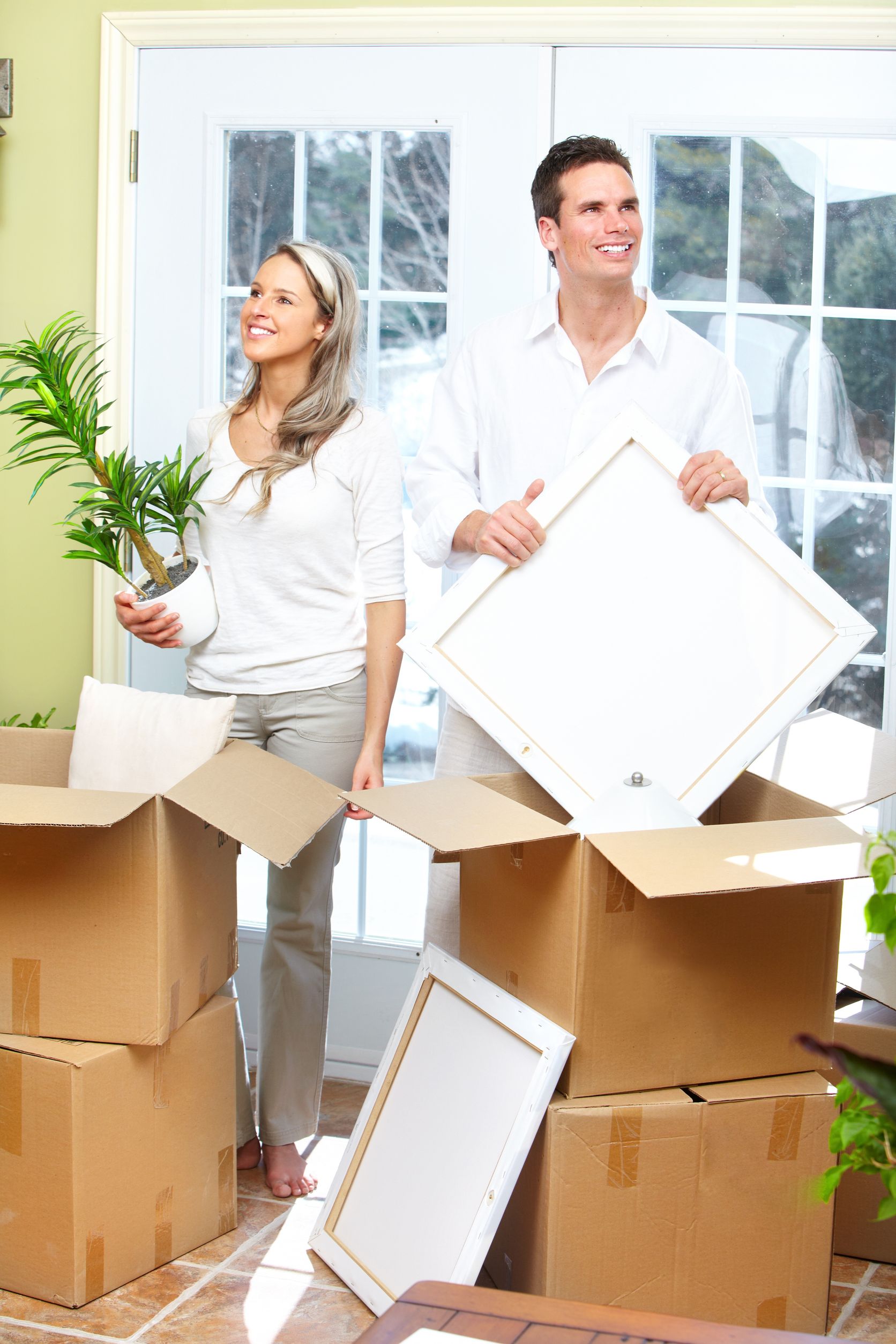 Secrets to Saving Money During Residential Moving in Los Angeles and Settling in Fast