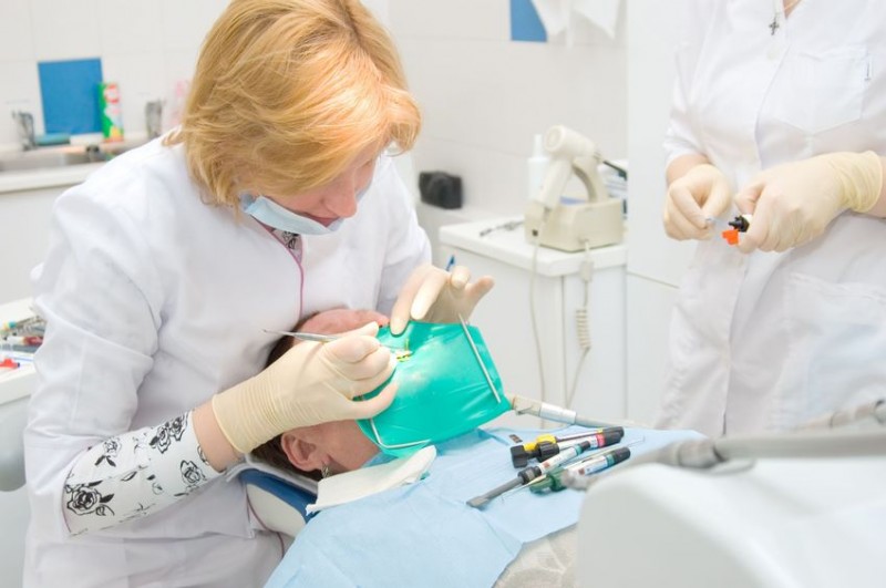 Is It Time to See a Dentist In Spring?