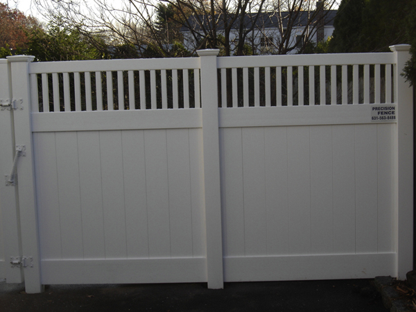 Tips For Choosing the Right Material From Fencing Suppliers in Nassau County