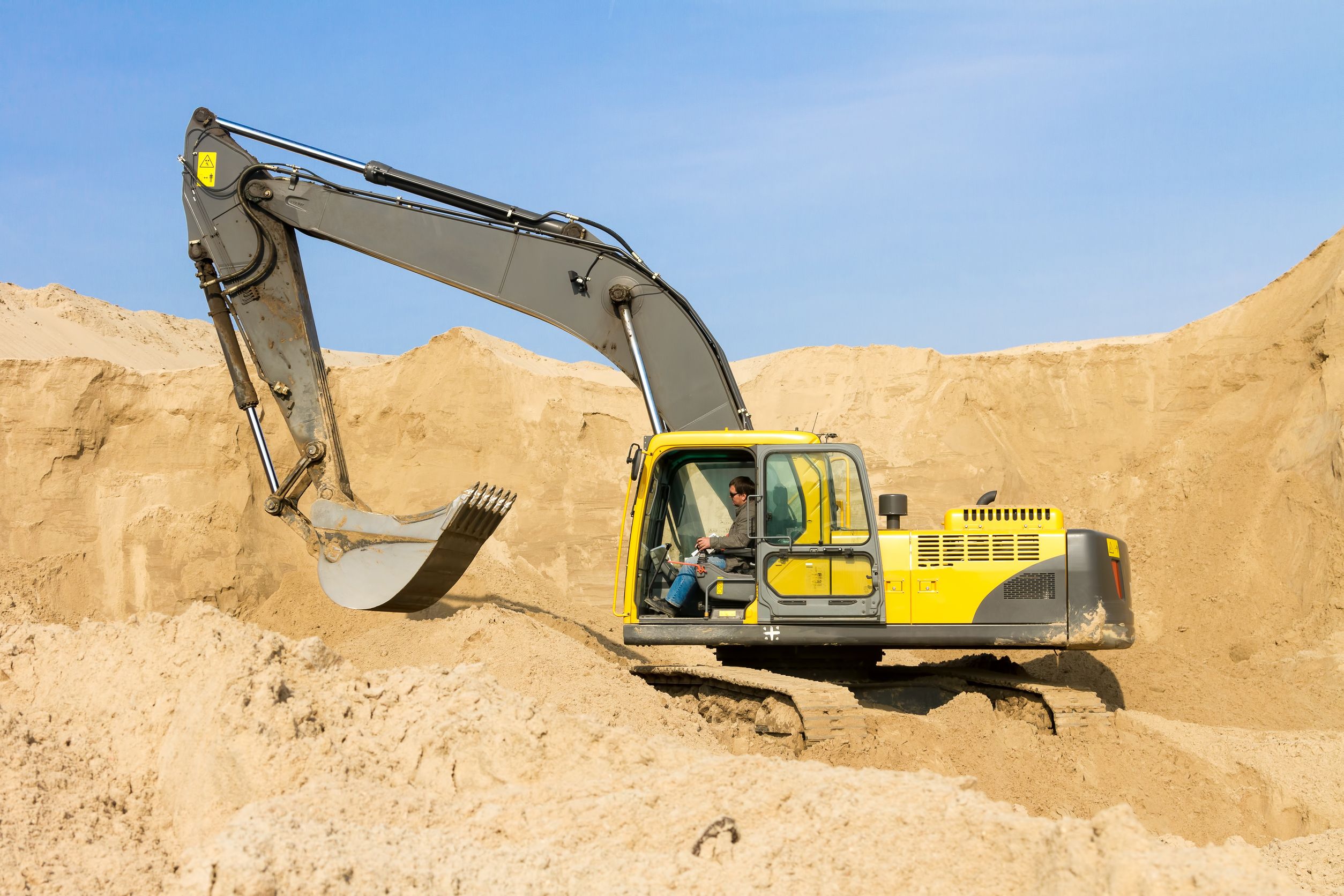 Heavy Construction Equipment Rental in Pasadena TX