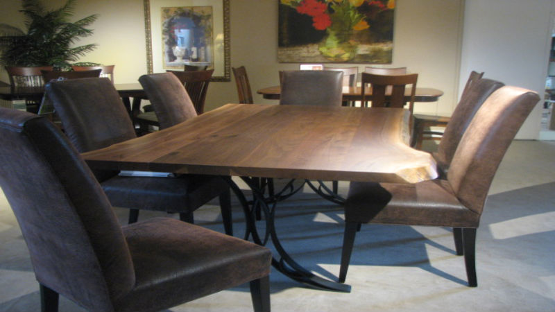 Amish Furniture: Using American Wood