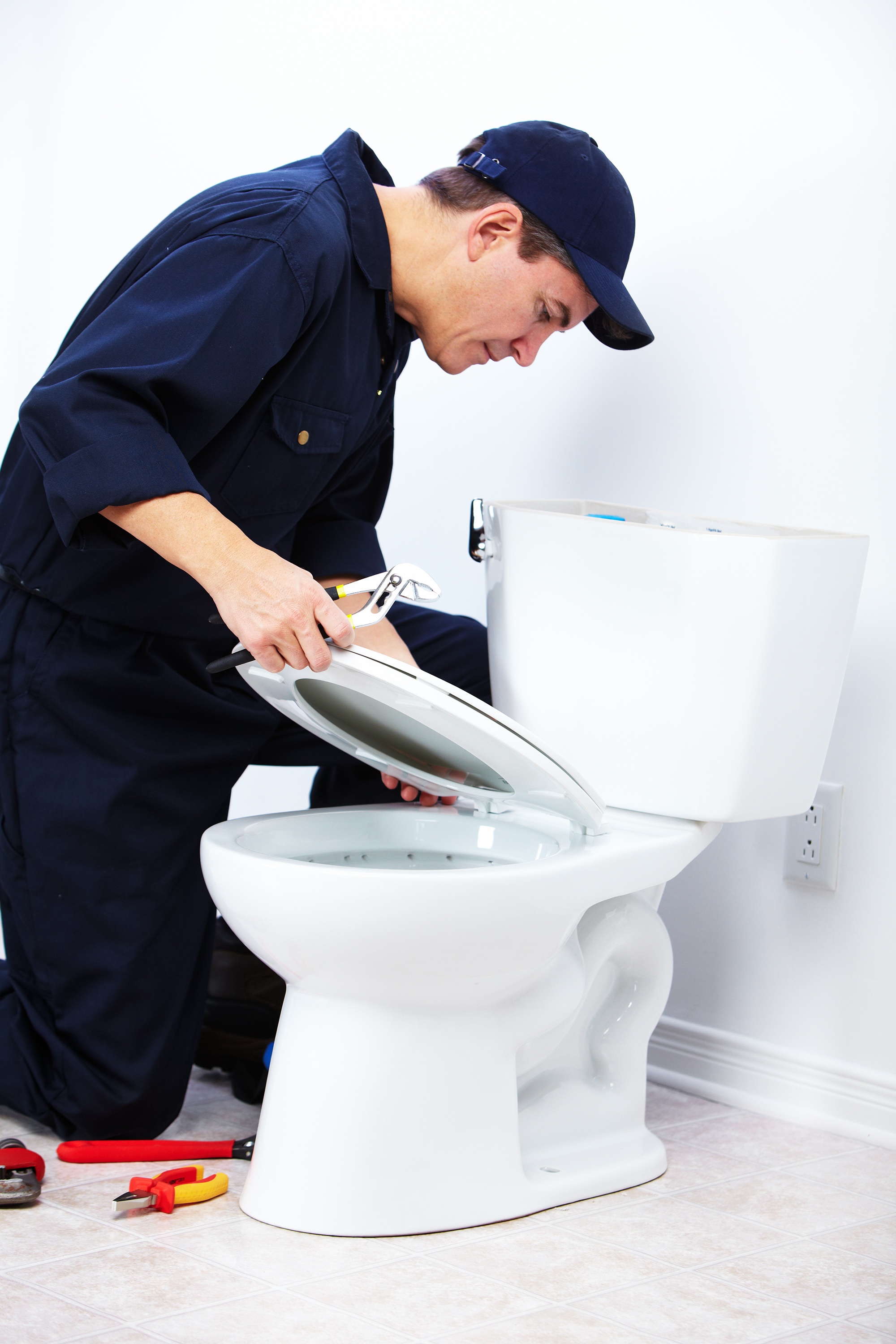 How to Handle Common Home Emergencies With Expert Toilet Repair Arkansas Solutions