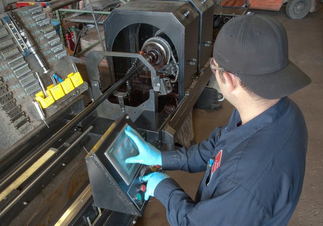 Being Ready to Replace a Hydraulic Cylinder in Chicago Quickly and Without Issues