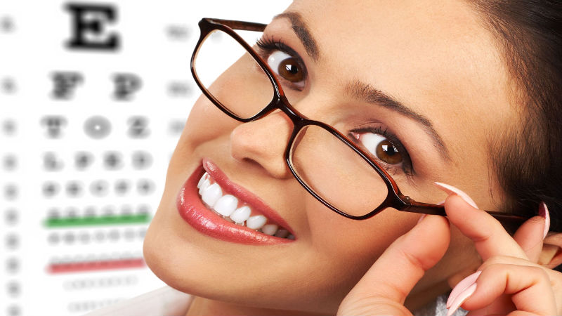 Local Services Optical in Hutchinson KS: Often a Better Choice Than Buying Glasses Online