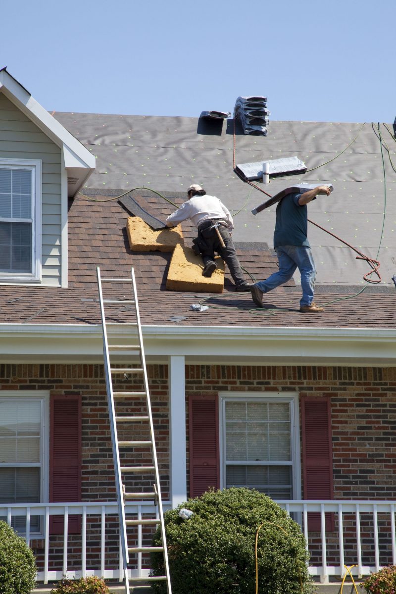 Roof Replacement Versus Roof Repair in Des Moines, IA