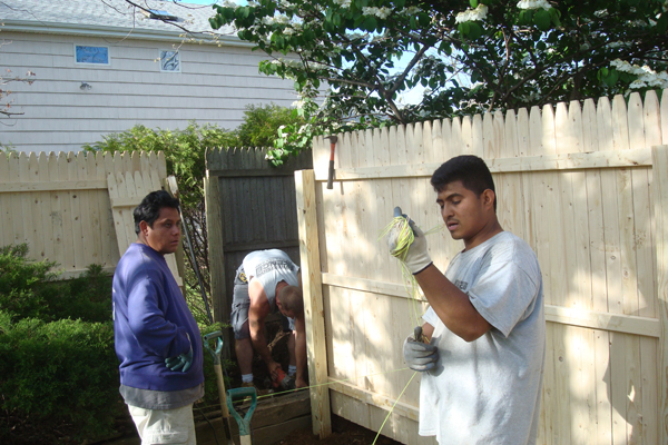 Reviewing A Fence Repair Company In Nassau County