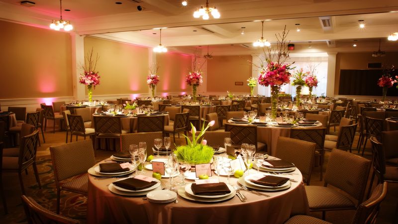 Professional Catering Equipment Rental in McMinnville, OR Is a True Lifesaver When You Have a Special Event Planned
