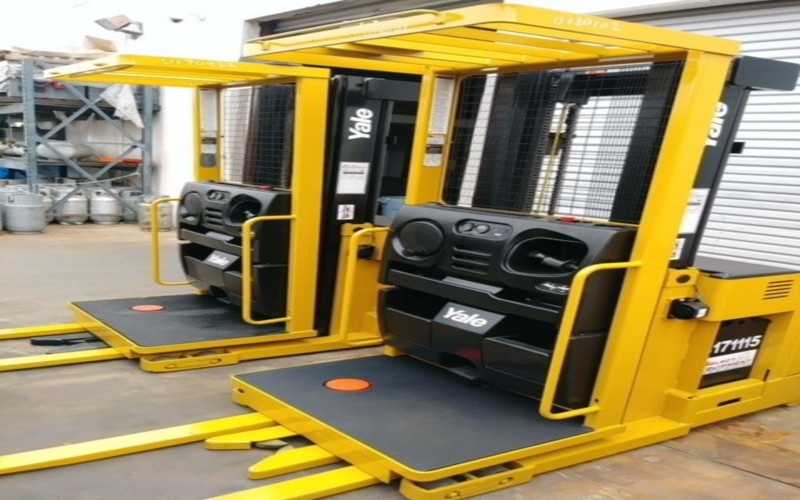 Forklift Trucks in Los Angeles Keep Warehouses Busy