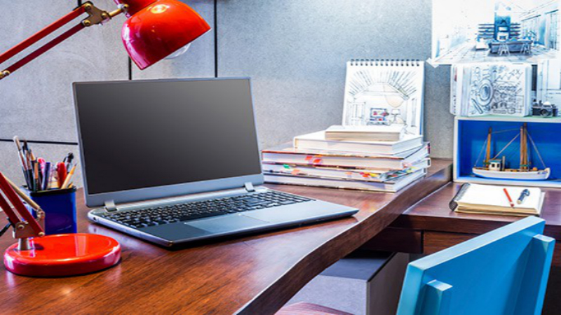 Declutter Your Home and Work With a Professional