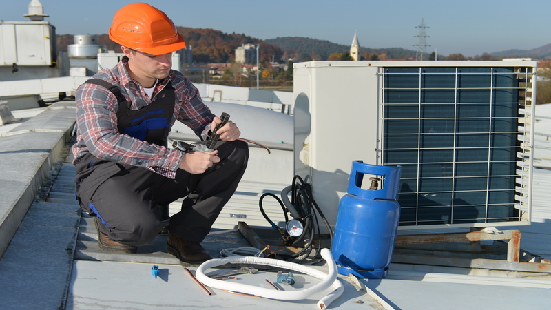 Reasons to Hire Professionals to Perform Heating Equipment Repair in Riverside, CA