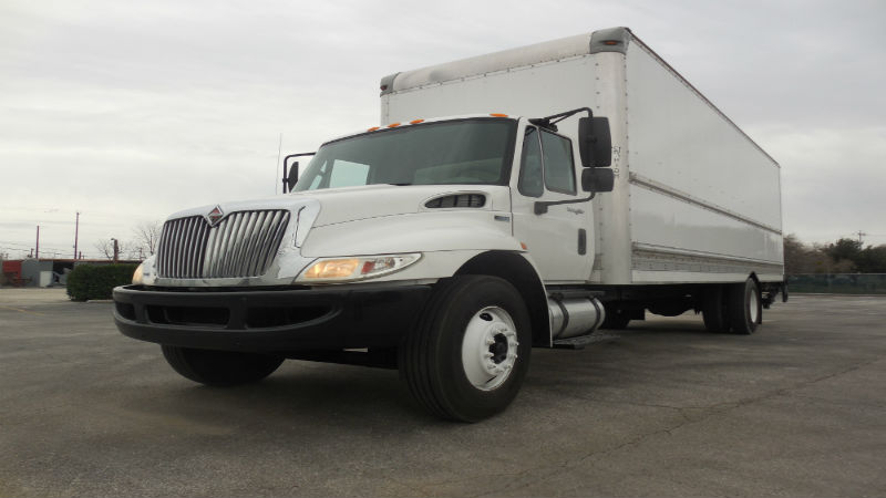 Is Buying a Used Box Truck for Sale in Texas the Right Move?