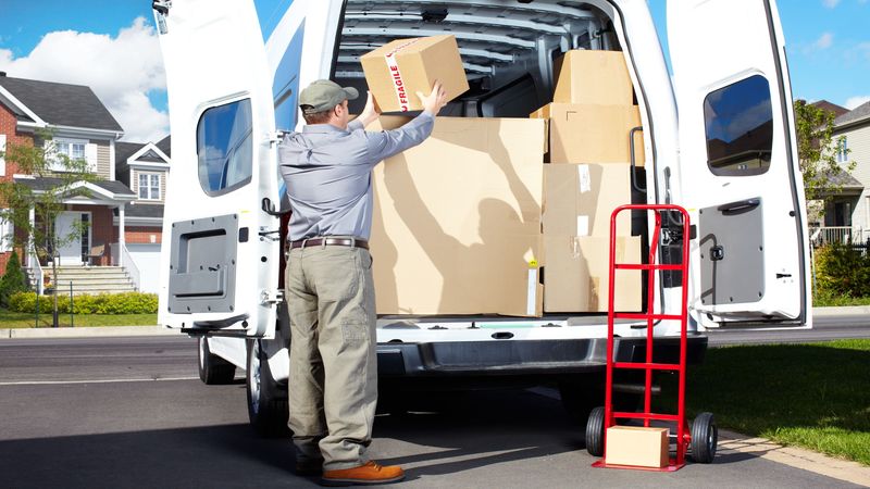 Let a Moving Company in The Woodlands TX Help You Prepare and Carry Out Your Move