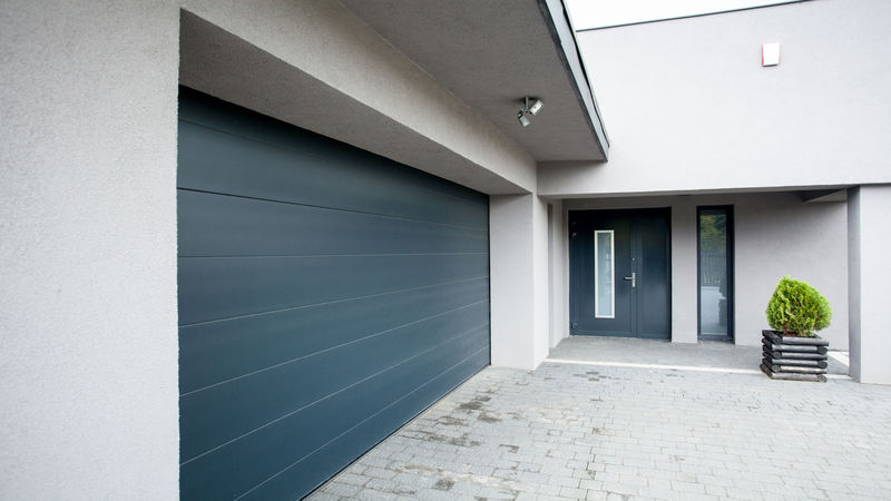 Garage Door Repair Services in Chicago for Faulty Sensors and Springs