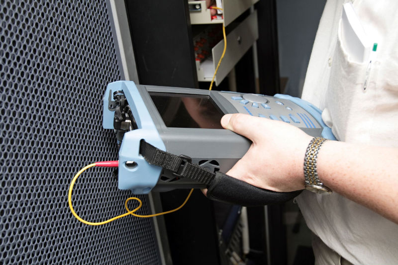 A Commercial Electrician in Hamden, CT Can Upgrade Your Backup Power Supply