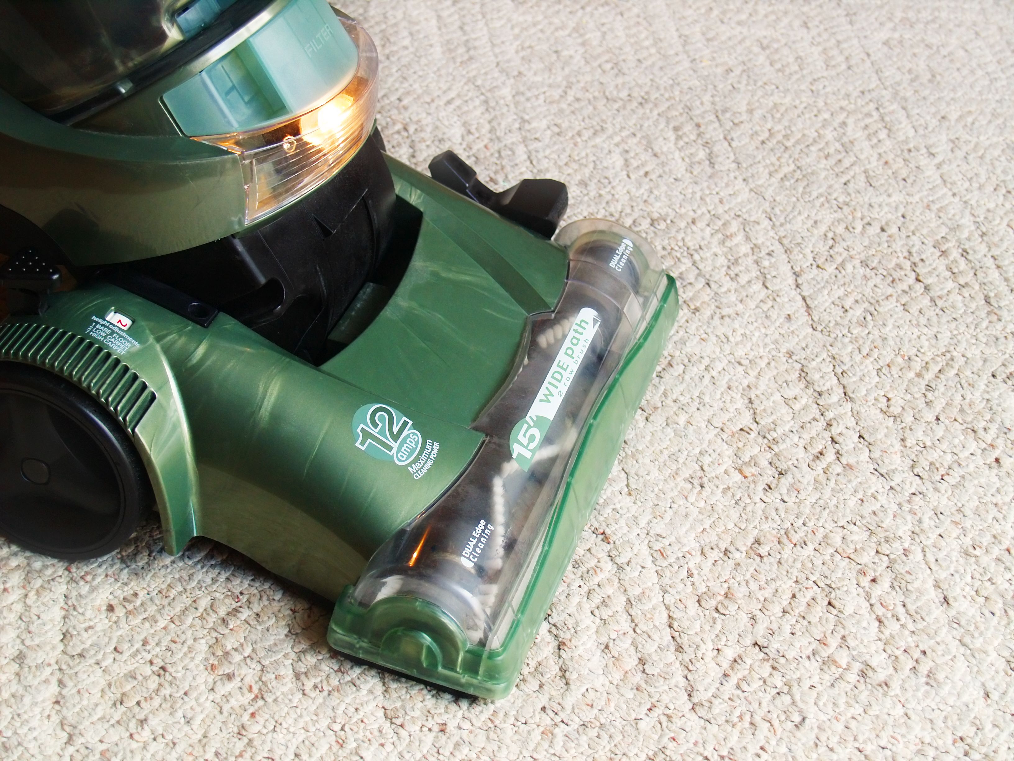 Benefits of Commercial Carpet Cleaning in Minneapolis
