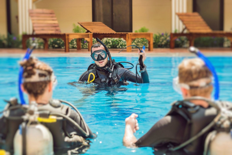 Taking Professional Lessons to Pursue Commercial Diving Careers