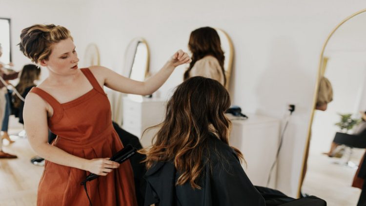 How You Can Search for the Perfect Hair Salon in Minneapolis