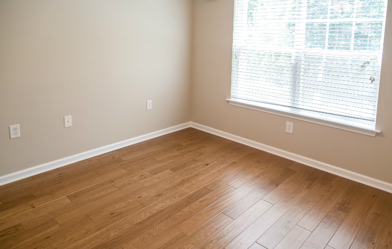 Ways to Pick the Right Flooring When Building a New Home in Illinois