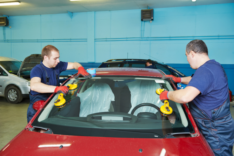 GET HELP IN A HURRY WHEN YOU NEED AUTO GLASS REPLACEMENT Denver