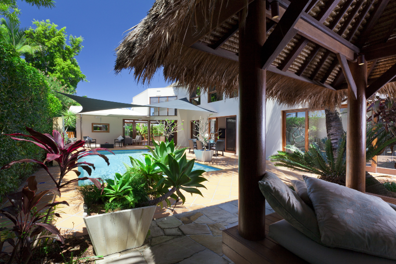 Why Vacationing at a Beachfront Belize Resort Hotel Can Be Right for You