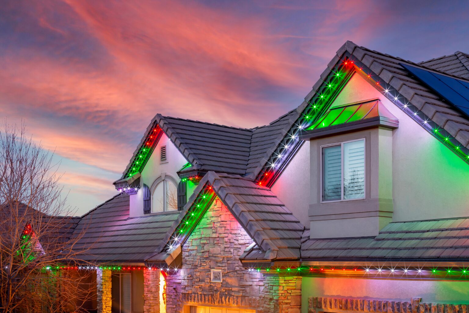 4 Reasons to Hire Local Christmas Light Installers in Goodyear, AZ