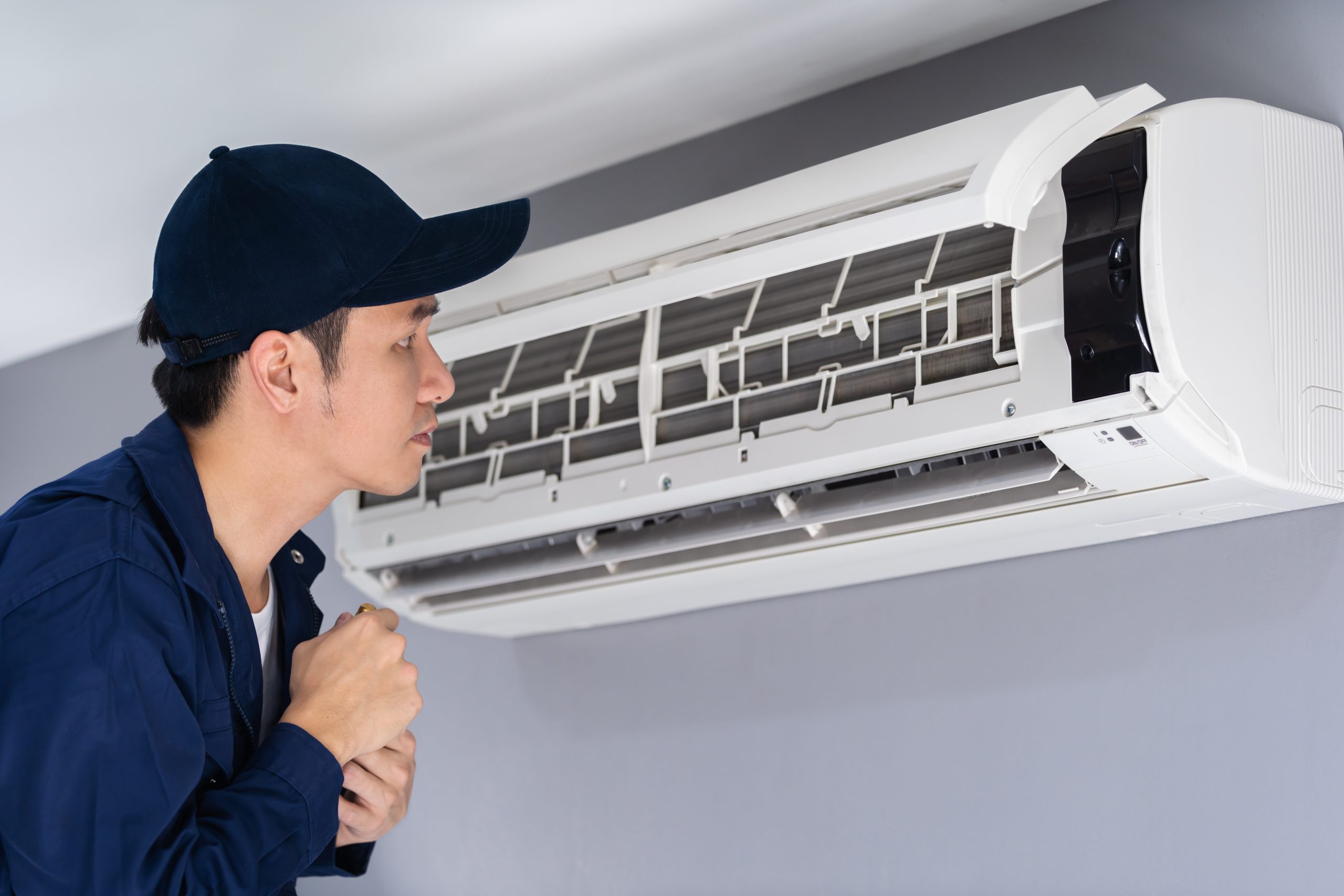 HVAC Contractors in Racine, WI: The Key To Year-Round Comfort
