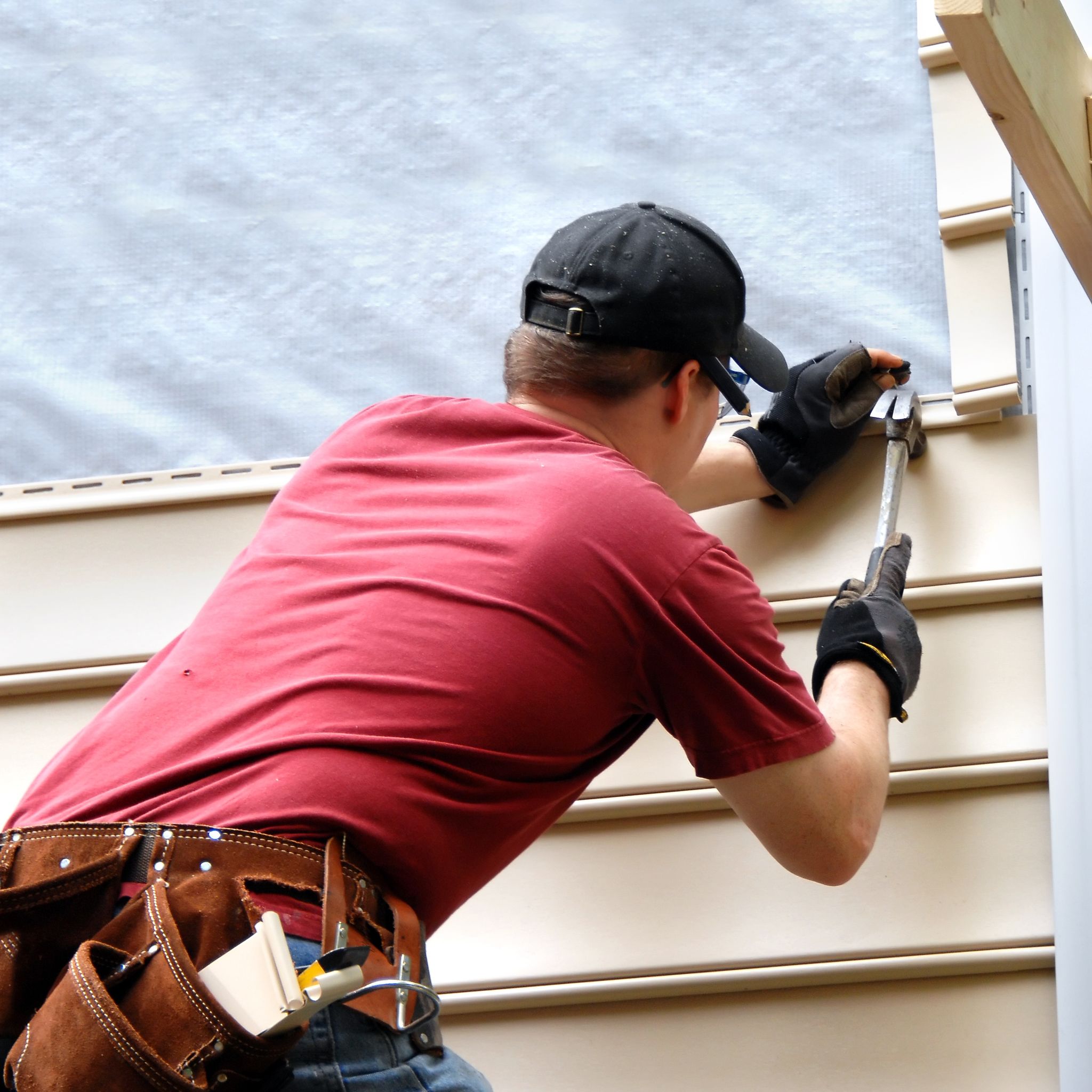Hiring a Vinyl Siding Contractor in Frederick, MD
