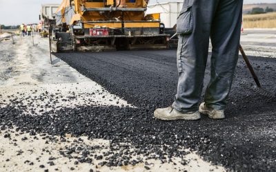 Why Businesses Choose Asphalt Sealcoating Cleveland Oh for Curb Appeal and Safety
