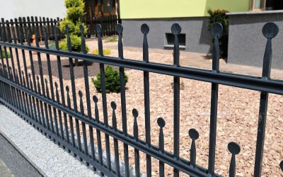 Home Security Solutions from Fence Contractors West Plains MO for Peace of Mind