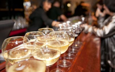 Find Unbeatable Drink Specials at the Happy Hour Dive Bar Wentzville