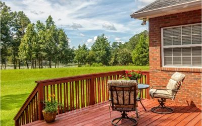 Maintenance Tips for Enhancing Wood Longevity Using Log Cabin Stain in Louisville, KY